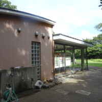 公共施設 すみれば庭園休憩所 東京都世田谷区